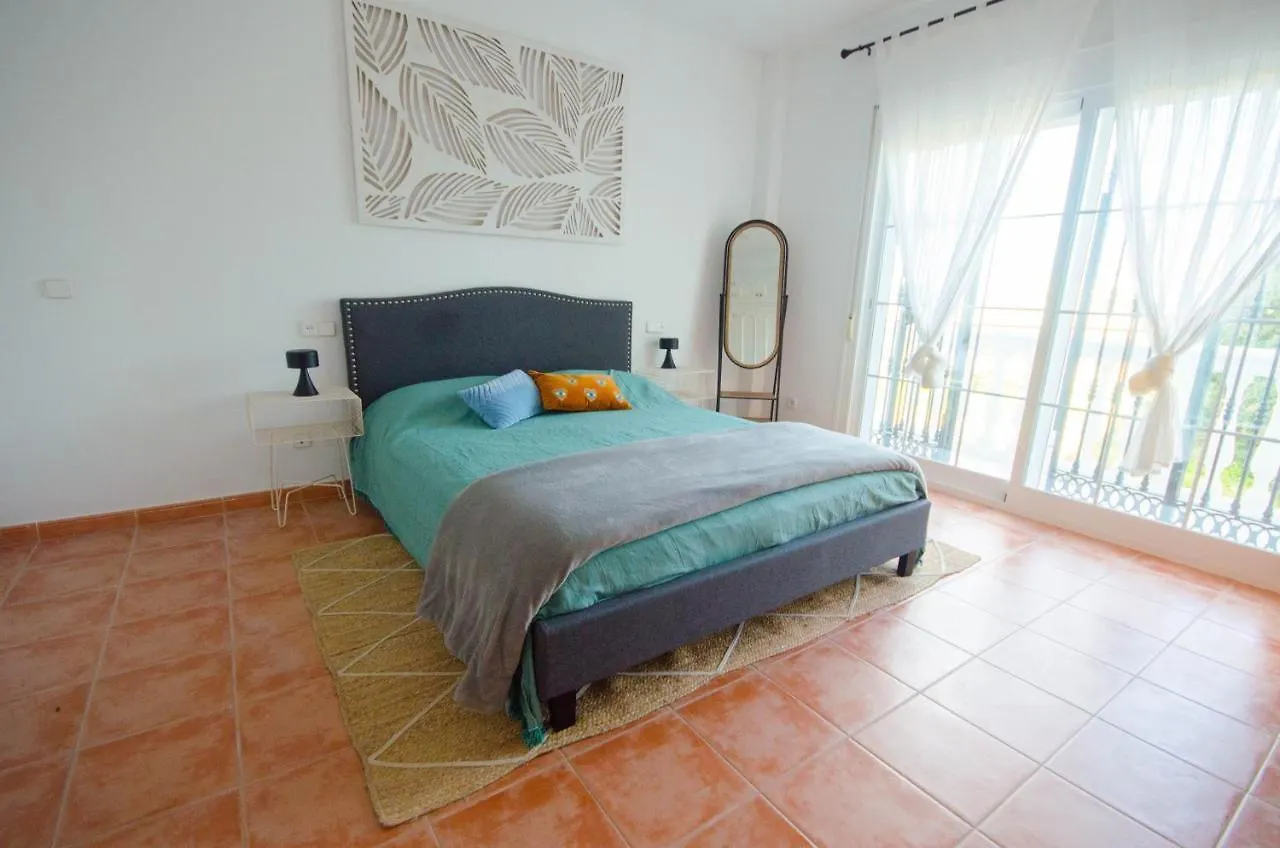 Villa El Dorado 埃斯特波纳