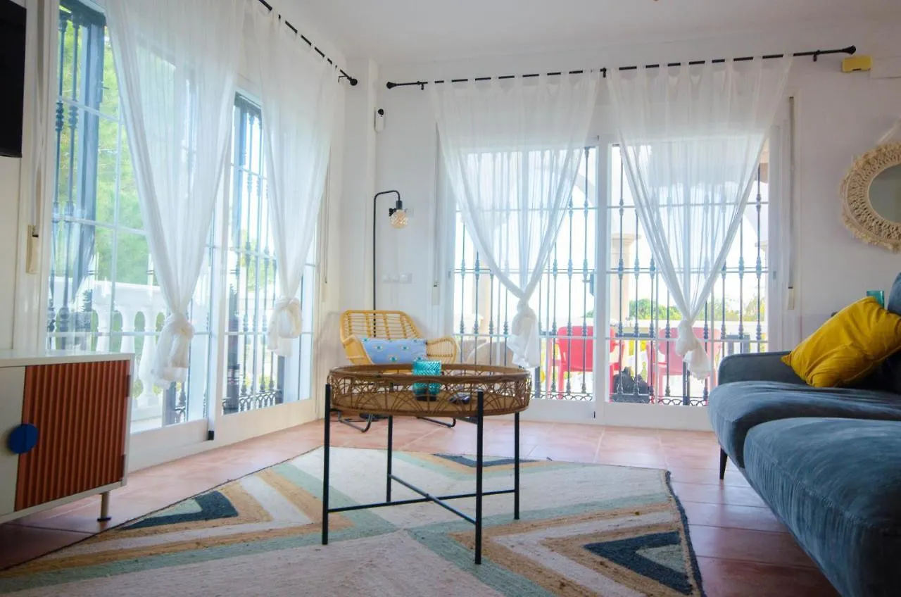 Villa El Dorado 埃斯特波纳