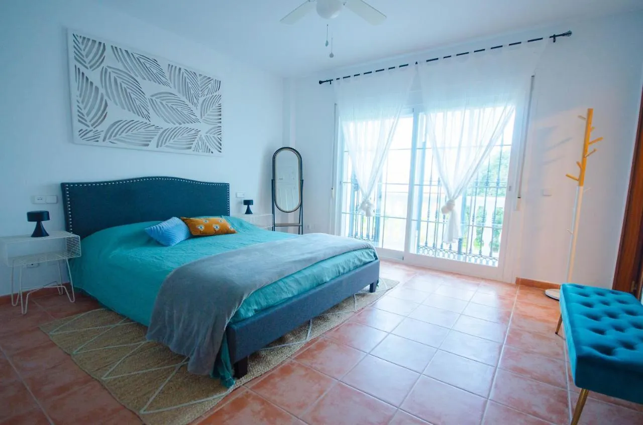Villa El Dorado 埃斯特波纳 西班牙