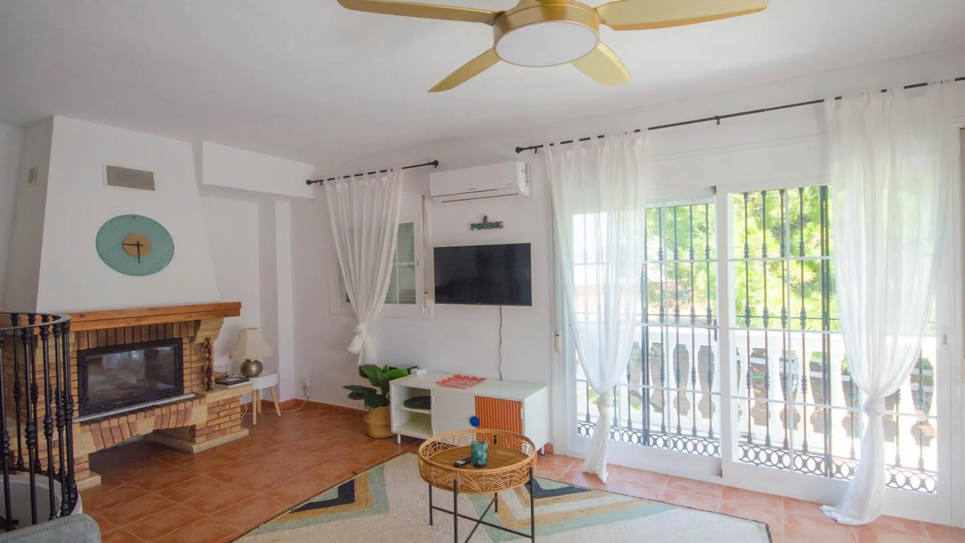 Villa El Dorado 埃斯特波纳