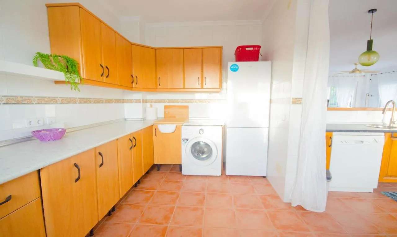 Villa El Dorado Estepona 0*,  İspanya